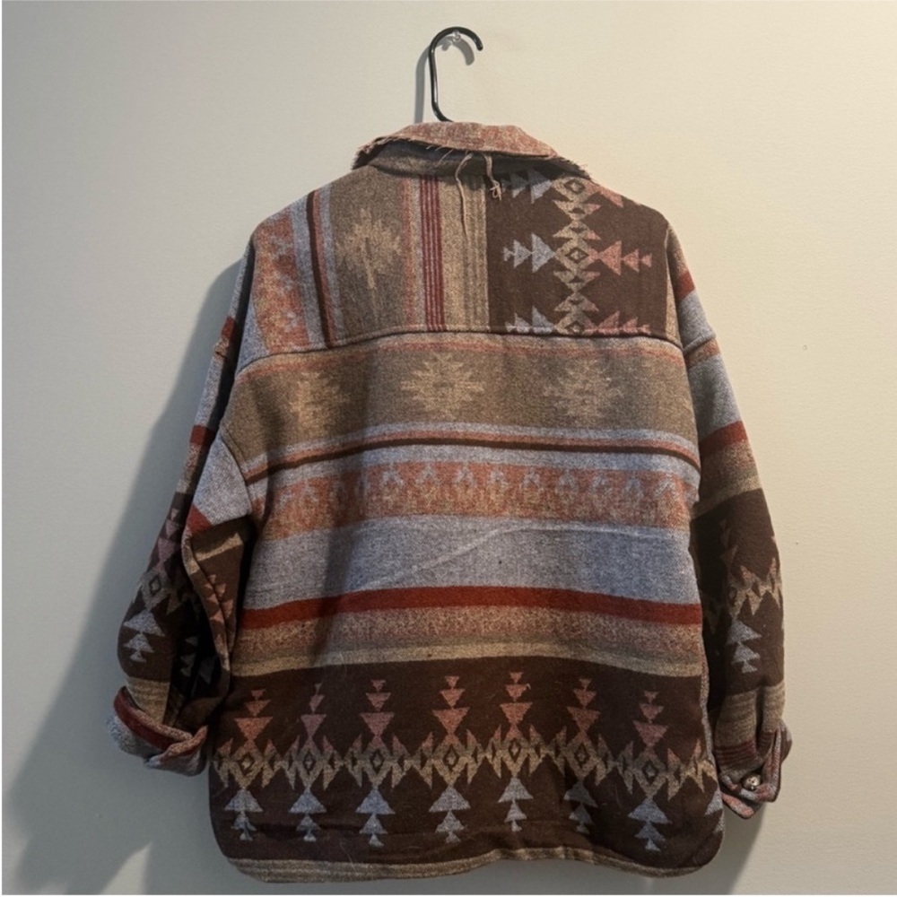 Oversized Southwestern Pattern Shacket Jacket - B… - image 2